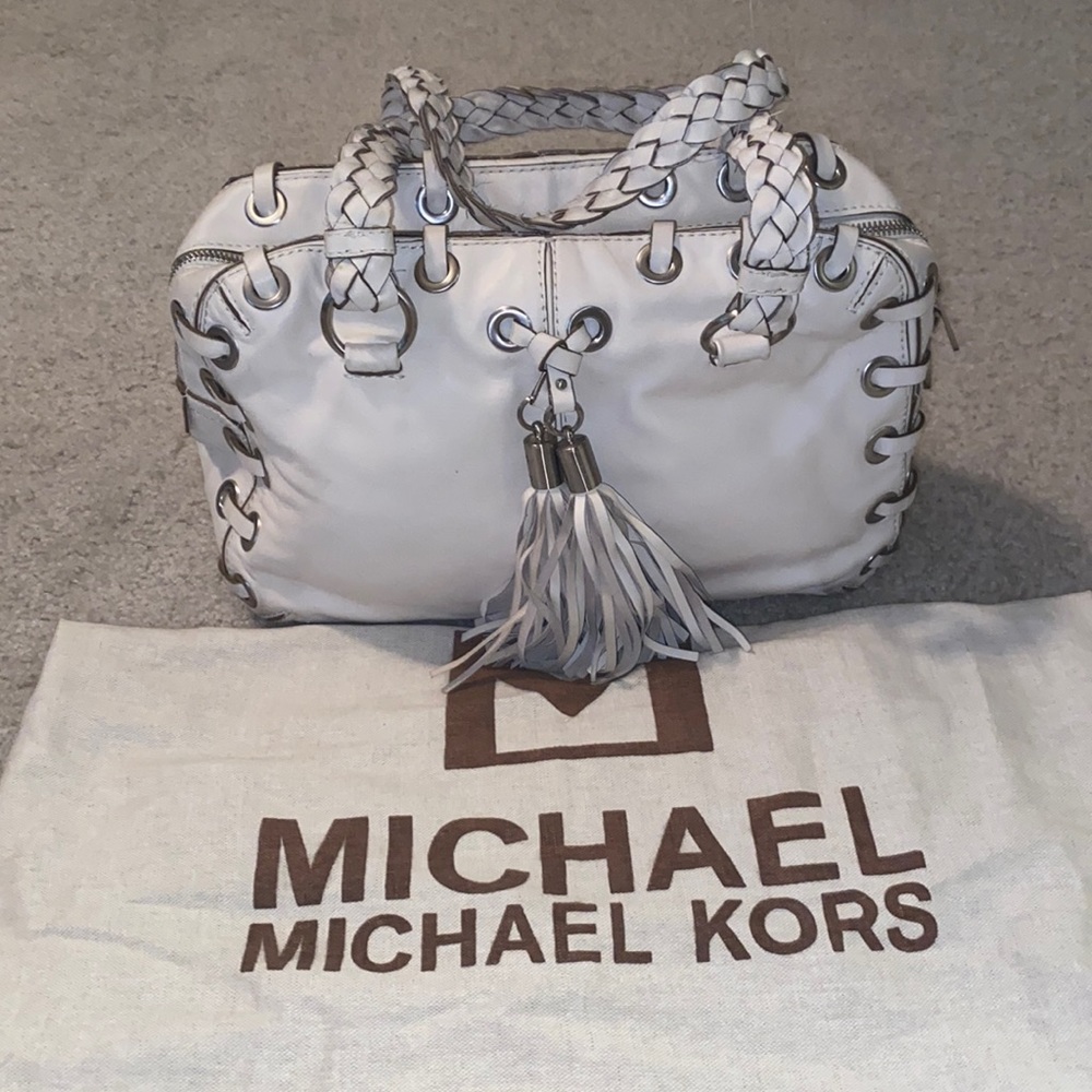 Michael Kors Beautiful Detail Handbag